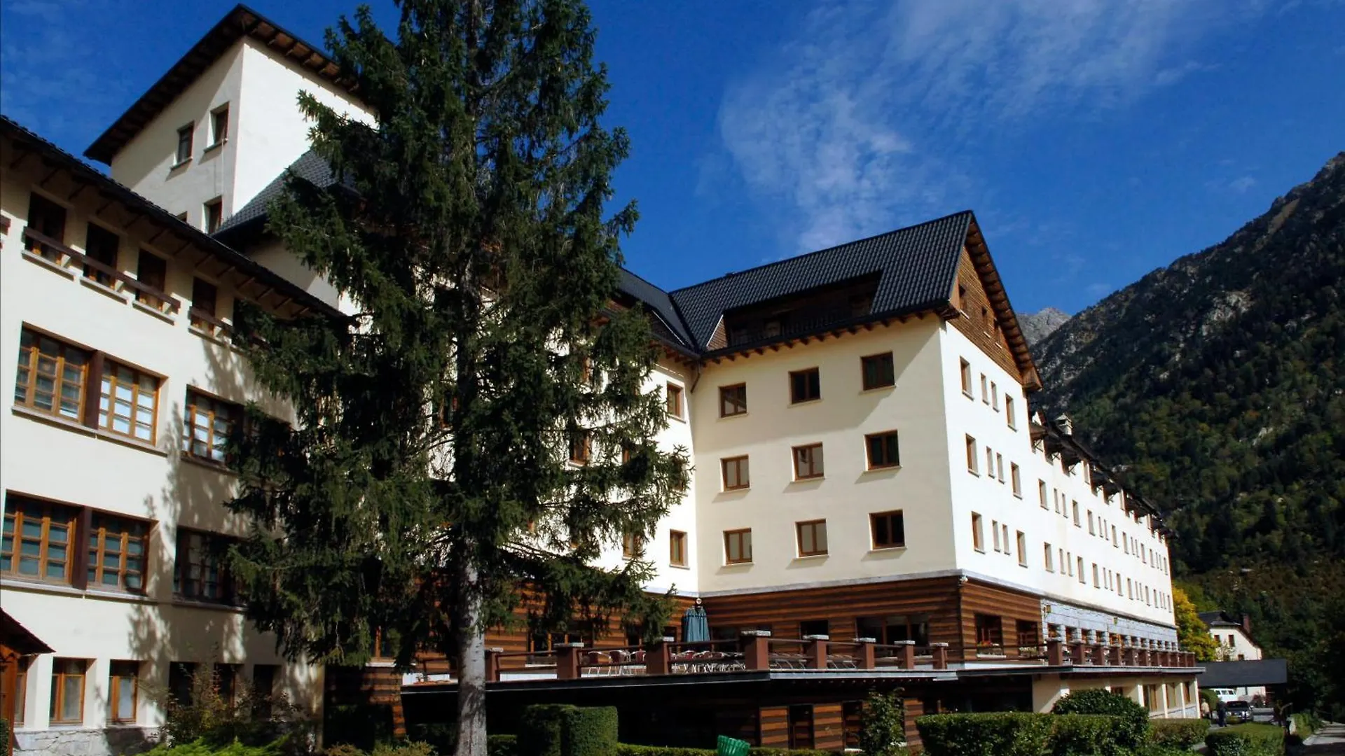 Hotel Manantial Caldes De Boi